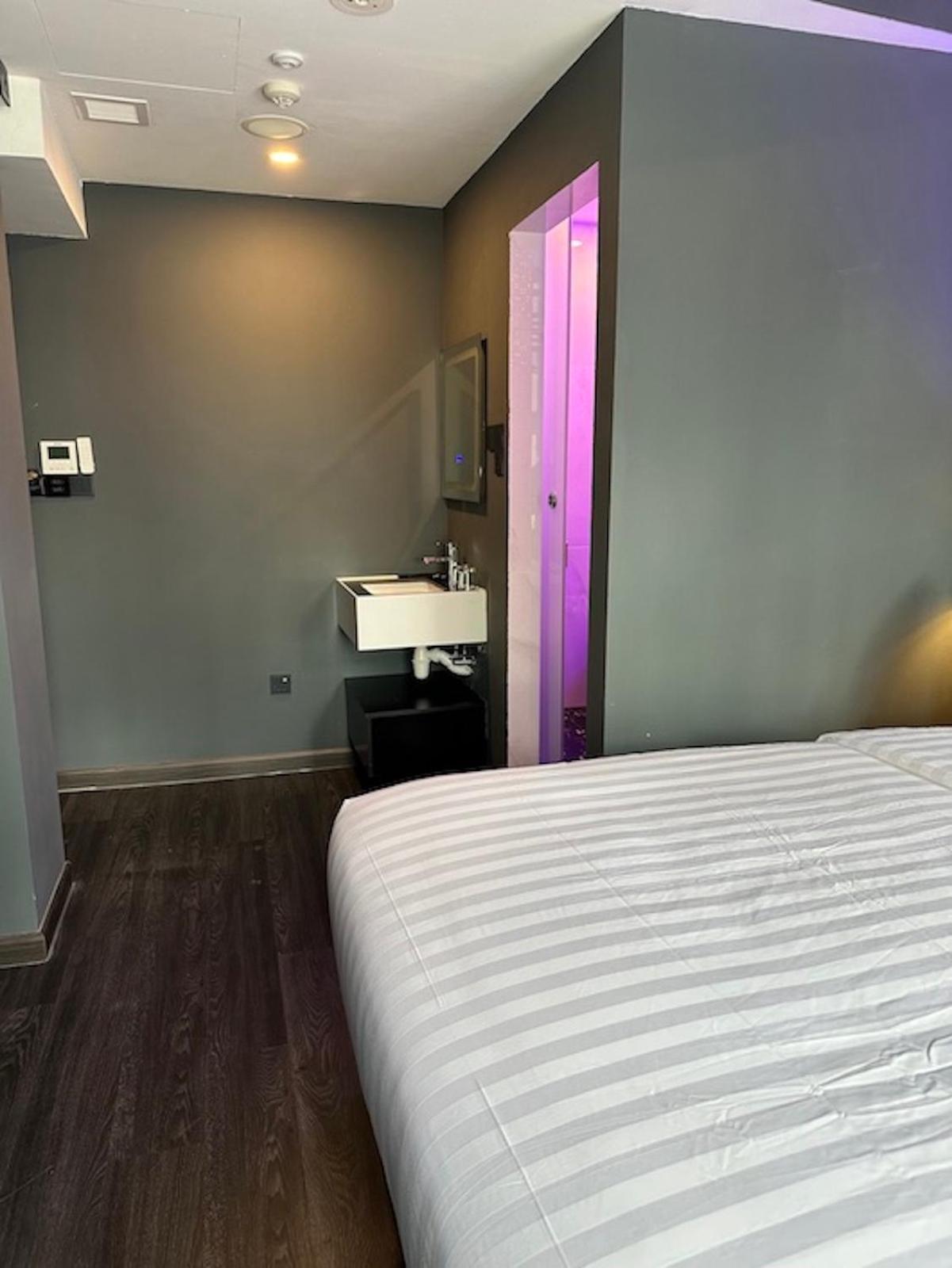 Hotel Jjh - Newly Opened Near Bugis سنغافورة المظهر الخارجي الصورة